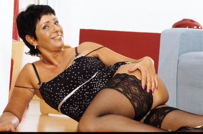 Absolut schamlose Hausfrau bumsen – Hier direkt Kontakt aufnehmen => rb.gy/mbufa4