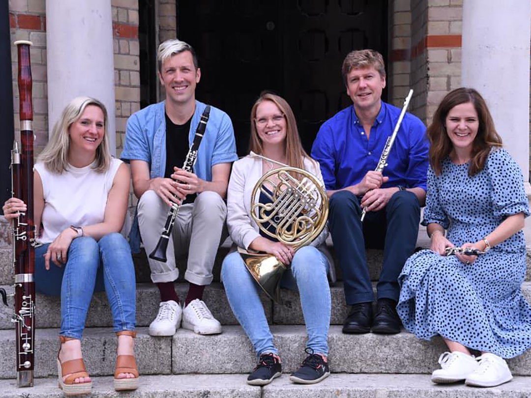 OxCoffeeConcert's tweet image. This Sunday, August 7 at 11:15, we welcome the award-winning @Camarillawind to the Holywell for a performance of great works by Mozart, Spain-Dunk, Holst and Piazzolla... coffeeconcerts.com/#aug-07.