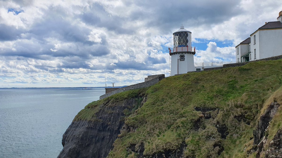BacktrackSoul's tweet image. Long walk up to the lighthouse this morning but worth it!