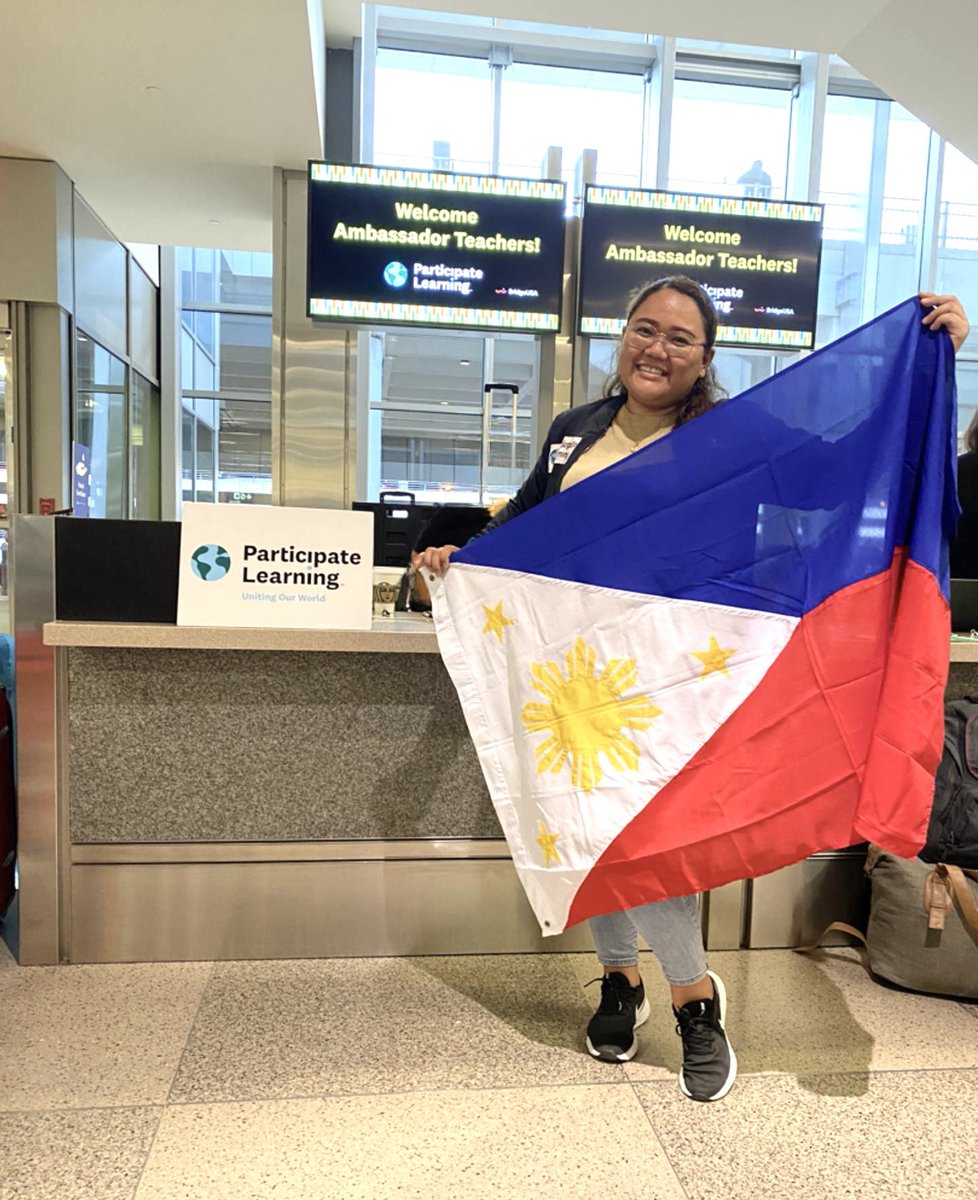 dabonqueeny's tweet photo. Welcome to the United States of America ❤️
@ParticipateLrng 
#AmbassadorTeacher
#UnitingOurWorld https://t.co/RQZDu6VSFv