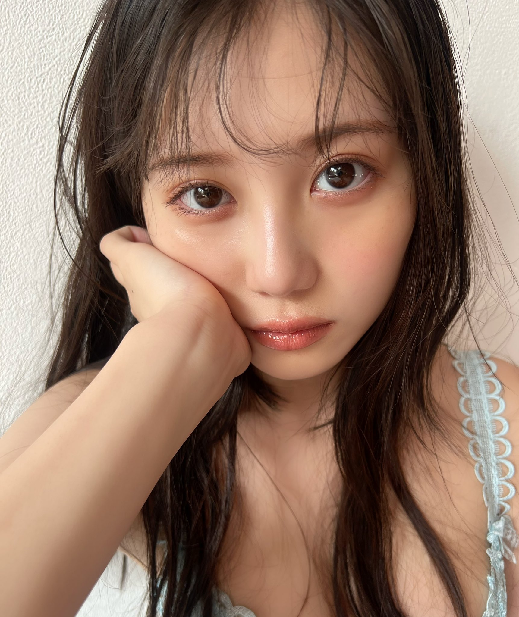 【美品】　三原羽衣フォトブック 三原羽衣 1st写真集 ういういしい、 | 三原 羽衣, 枝 優花 |本