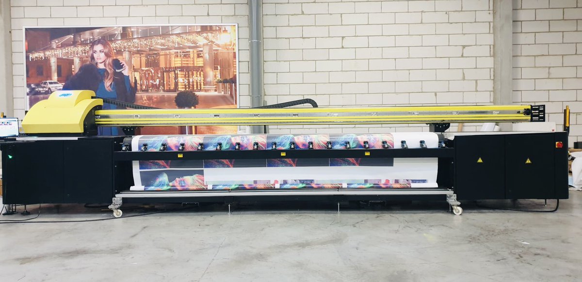 GandyDigital's tweet photo. Gandy Digital NV is happy to deliver the 2nd Fascin8tor to Signs Europa in 🇫🇷.
Congratulations Bernard and good luck to all of us!
#gandydigital #PRINTING #print #bel #fra https://t.co/b8uEyQHdYT