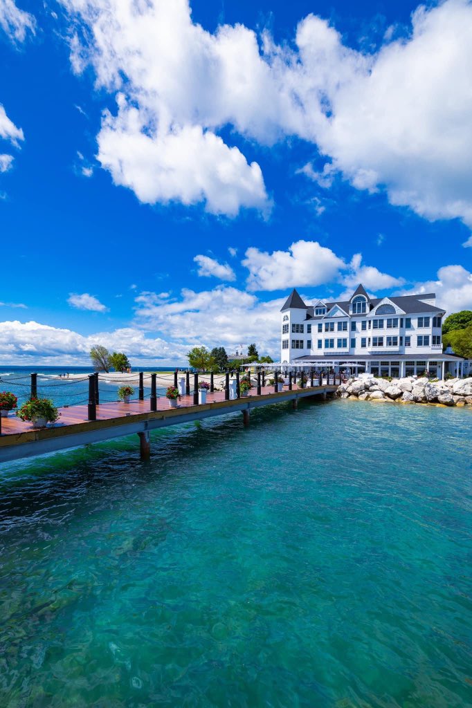 ThreadsMackinac's tweet photo. BRB: We’re closing early today so we can soak up some #PureMackinac rays on the new dock at Hotel Iroquois.
Just kidding. We’re not closing early today but we will find some time (very soon) to take in this new feature from one of our favorite hotels on the island.
☀️ https://t.co/CCufPkHSQ6
