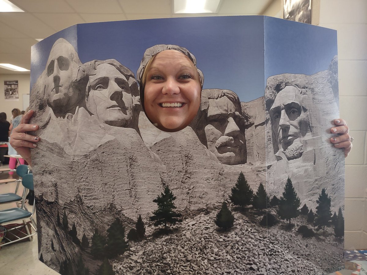 Learning about Social Studies Go boxes! #kcsdld