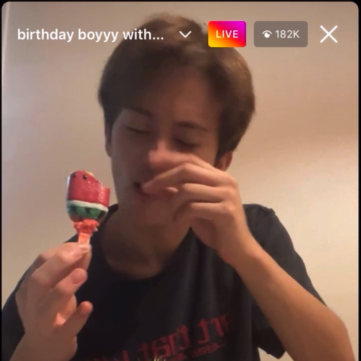 canadaboymark's tweet image. 이마크 수박 케이크 수박 토핑 후기 ㅋㅋㅋㅋ