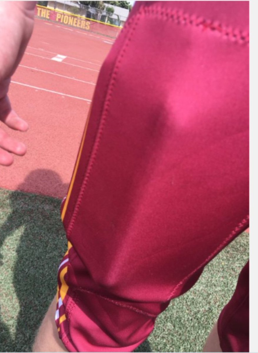 SaintRoseStars's tweet photo. Full pads have started at Saint Rose.
We are still looking for Rutherford County  players grades 4 -7, if you are interested contact saintrosestars@gmail.com
If you do show up, that pocket is not for your phone https://t.co/cmRswNReTr