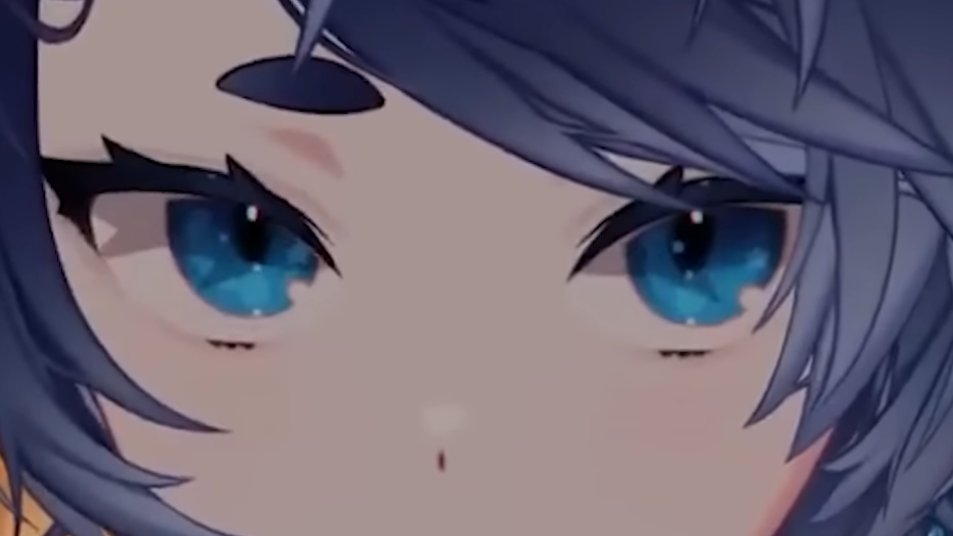 stares up at the big momma. 👀