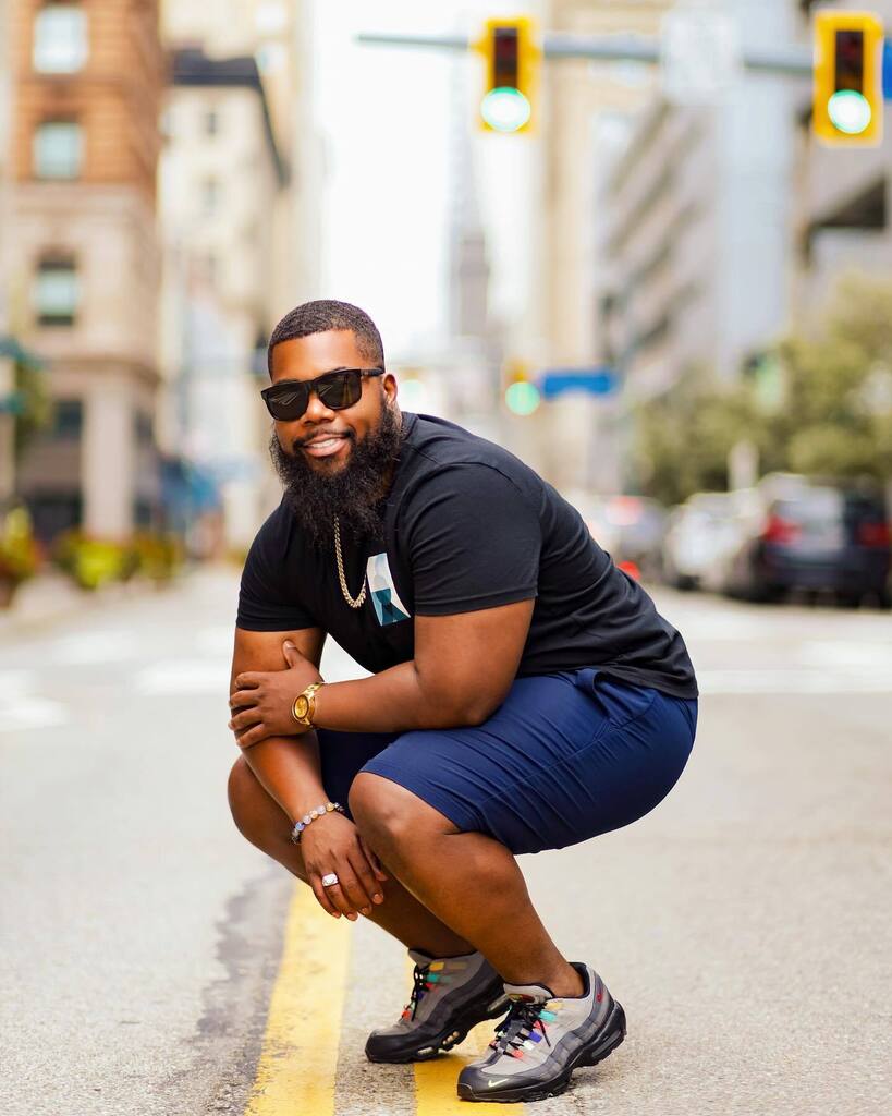 When you’re in the “City of Bridges,” go ahead and stop traffic. They’ll find a way to get there 😎😂. 

I recently took a trip to Pittsburgh <a href="/visitpittsburgh/">MeetPITTSBURGH</a>. 

I spent a weekend exploring, dining and attending the Pittsburgh Black Music Fest @pghblackmusicfest. 

Everywhere …