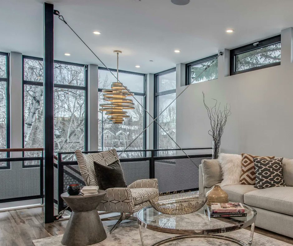 CapstoneCustom's tweet photo. A calm and quiet retreat with so many architectural elements to please the eye.
✨⠀
Build: @capstonehomesyyc ⠀⠀
Design: #EmilyWilsonDesigns⠀
Photo Credit: @zoonmedia⠀
⠀⠀
#readingroom #homedecorlovers #interiordesign #readingcorner https://t.co/Wd6CpMshCj