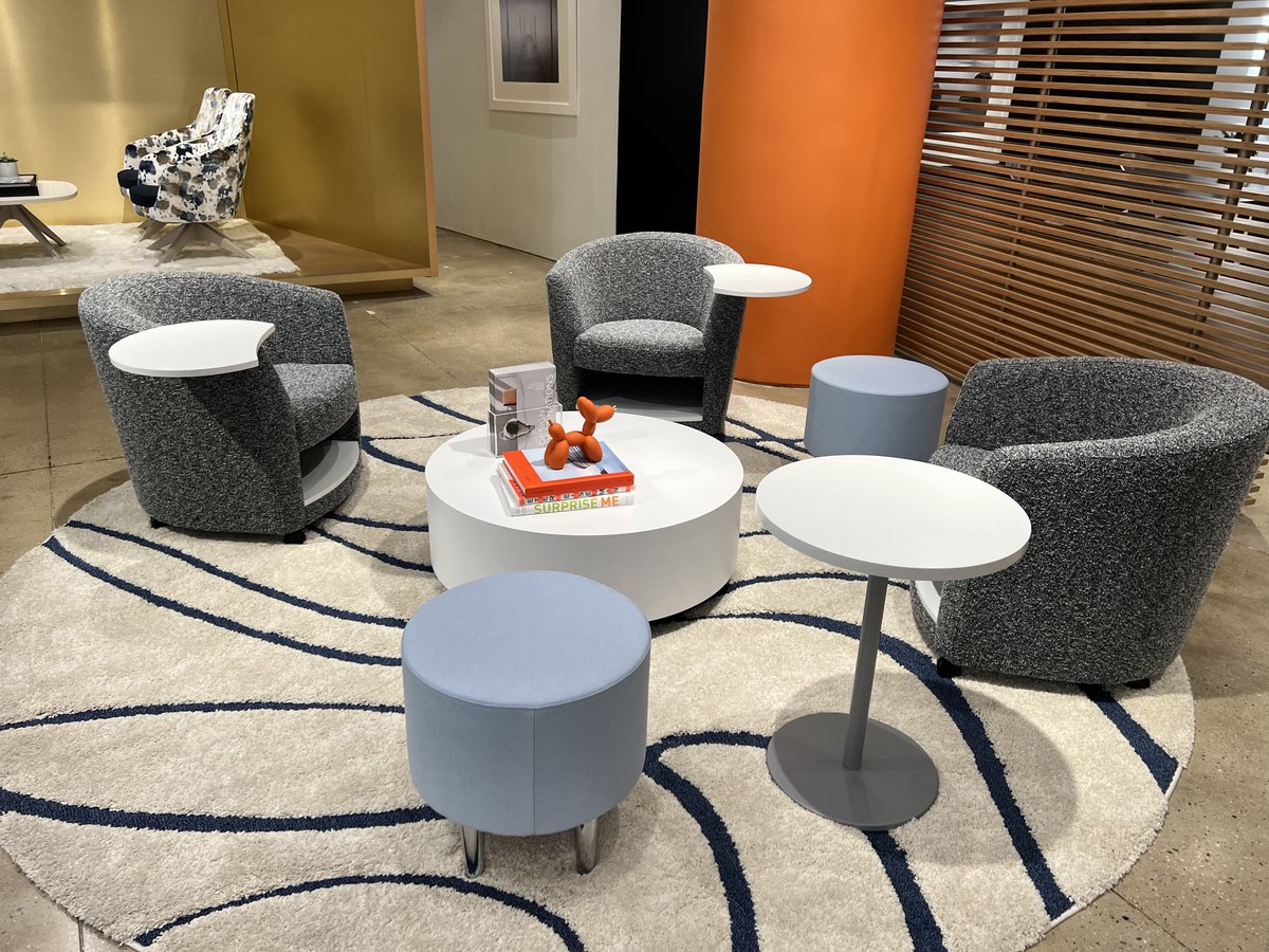 Breaking up traditional desking systems with casual seating creates an engaging and relaxing space for team members. 
 
#workspace #changeitup #barrelchairs