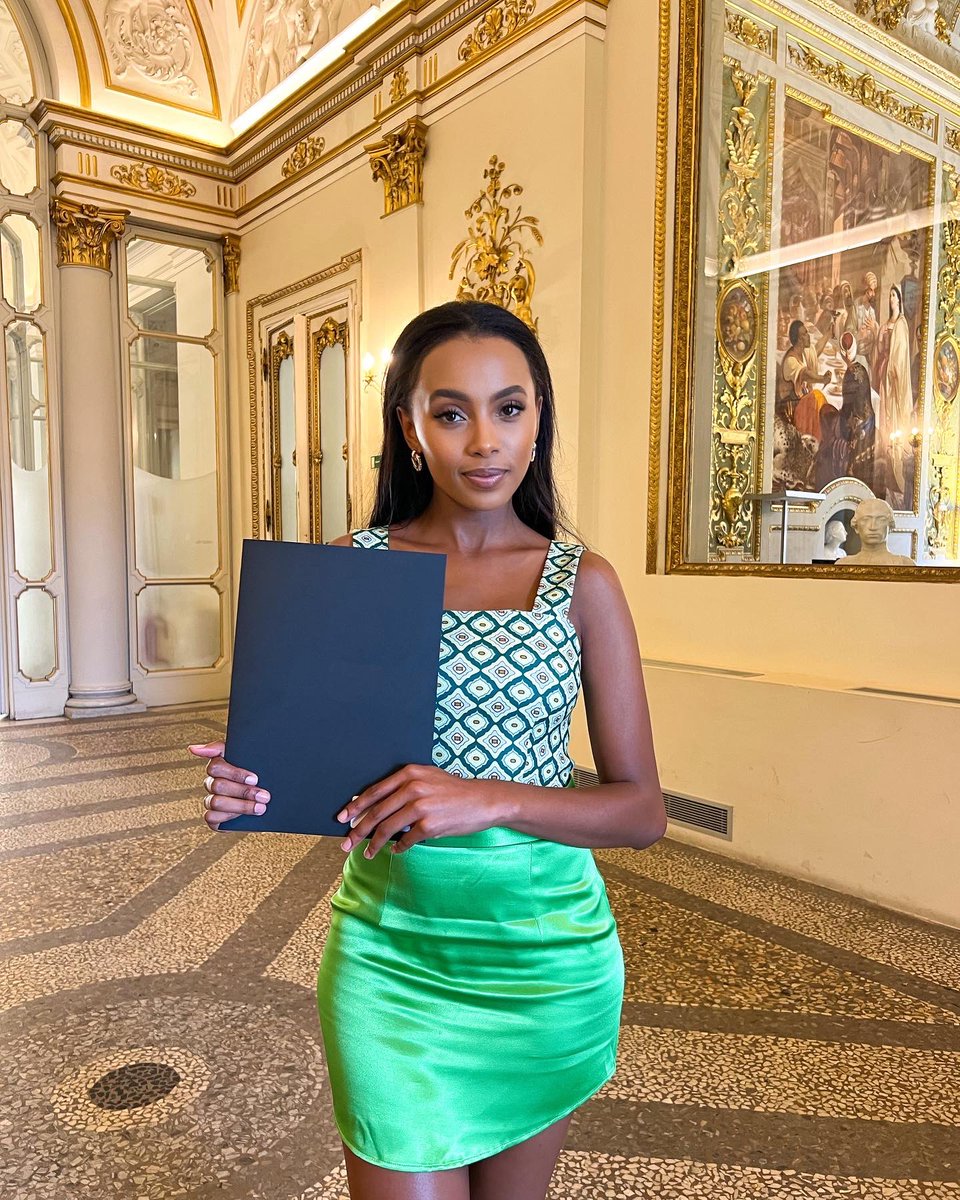 Another MBA in the bag ✨ 
MBA Luxury Brand Management (Paris) + Certificate in Luxury Design Management (Paris &amp; Florence)