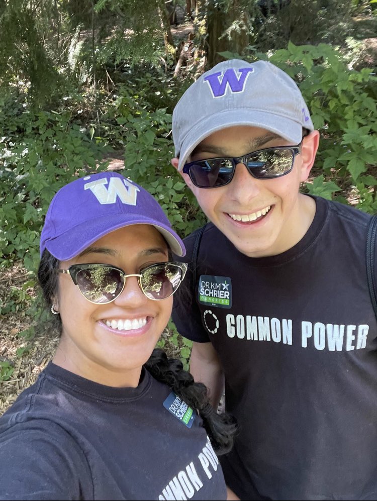 It’s truly special to do the CP work we usually do across the country in our own backyard! We grabbed our hats &amp; water bottles &amp; braved the heat to get voters fired up for <a href="/RepKimSchrier/">Rep. Kim Schrier, M.D.</a> 🔥😎 
#FurtherTogether