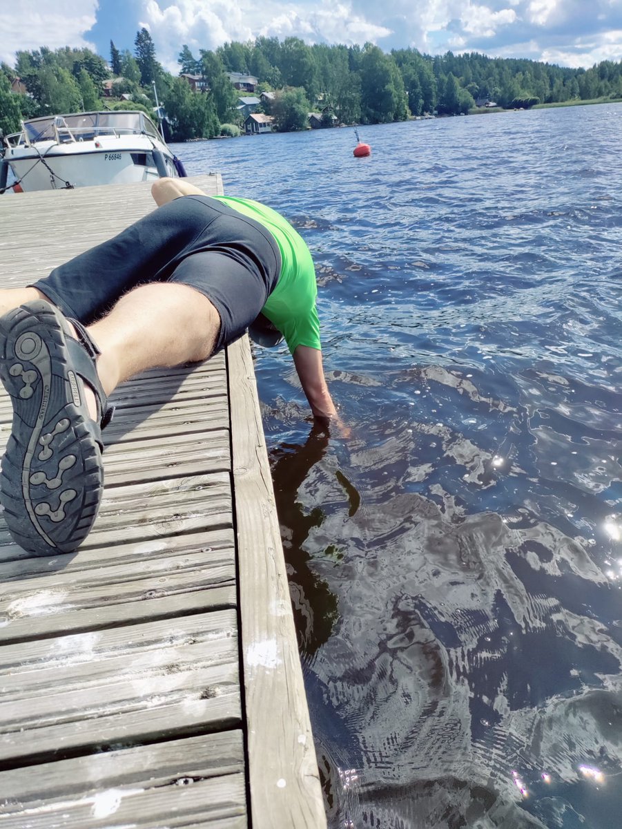 XX Hauhon jokamiestriathlon vain yhden yön päässä.
Tänään aloitettiin valmistelut.
Vesikin on lämmintä (20,5 astetta) ja paikat kunnossa, joten tere tulemast Hauholle huomenna 3.8. 
Startti 18:30. Paikanpäällä voi ilmoittautua 17-1745
#hauho #jokamiestriathlon #oikeareitti