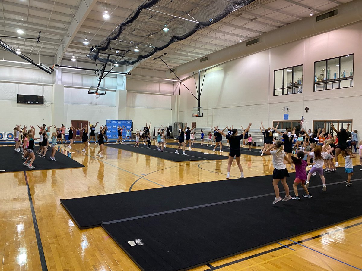 mercy_cheer's tweet photo. We had a wonderful time at our Junior Jag Clinic last night and can’t wait to do it again tonight! https://t.co/E9fgmI4P1e