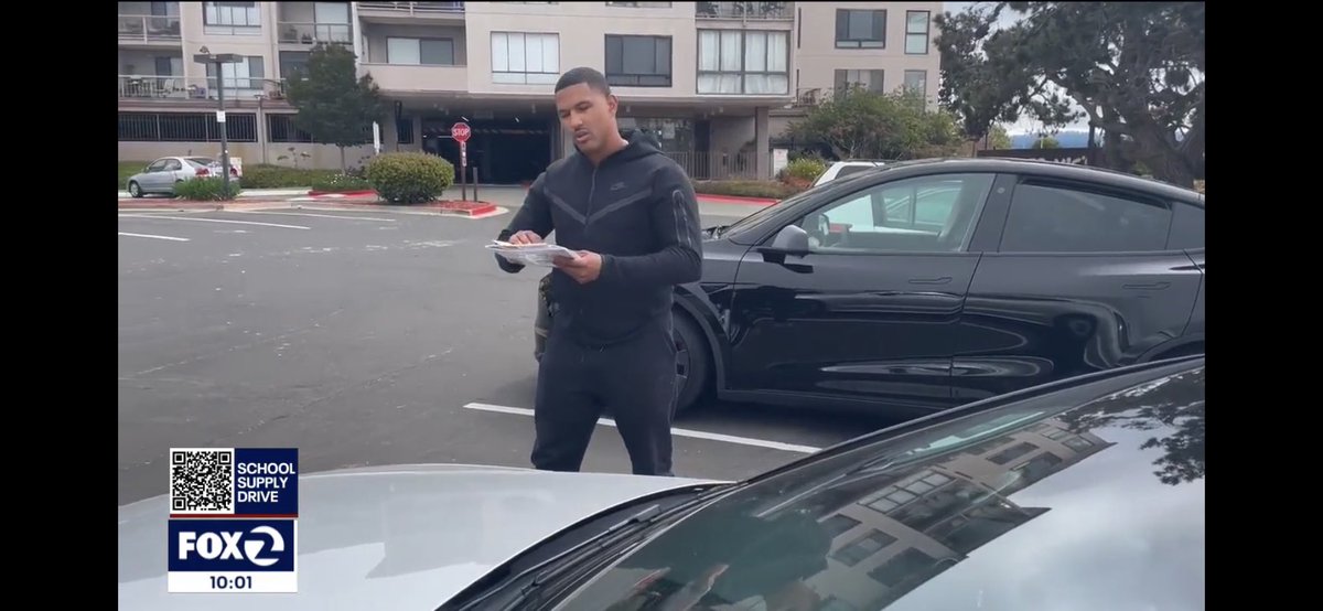 henrykleeKTVU's tweet photo. “They’re supposed to be saving lives, not shooting up your car.” Off-duty #SFFire firefighter Bryon Pointer arrested by @oaklandpoliceca for allegedly firing shots at Michael Johnson during financial dispute over breeding puppies, grazing him, @AmberKTVU reports. $270K bail https://t.co/K58GVAekj7
