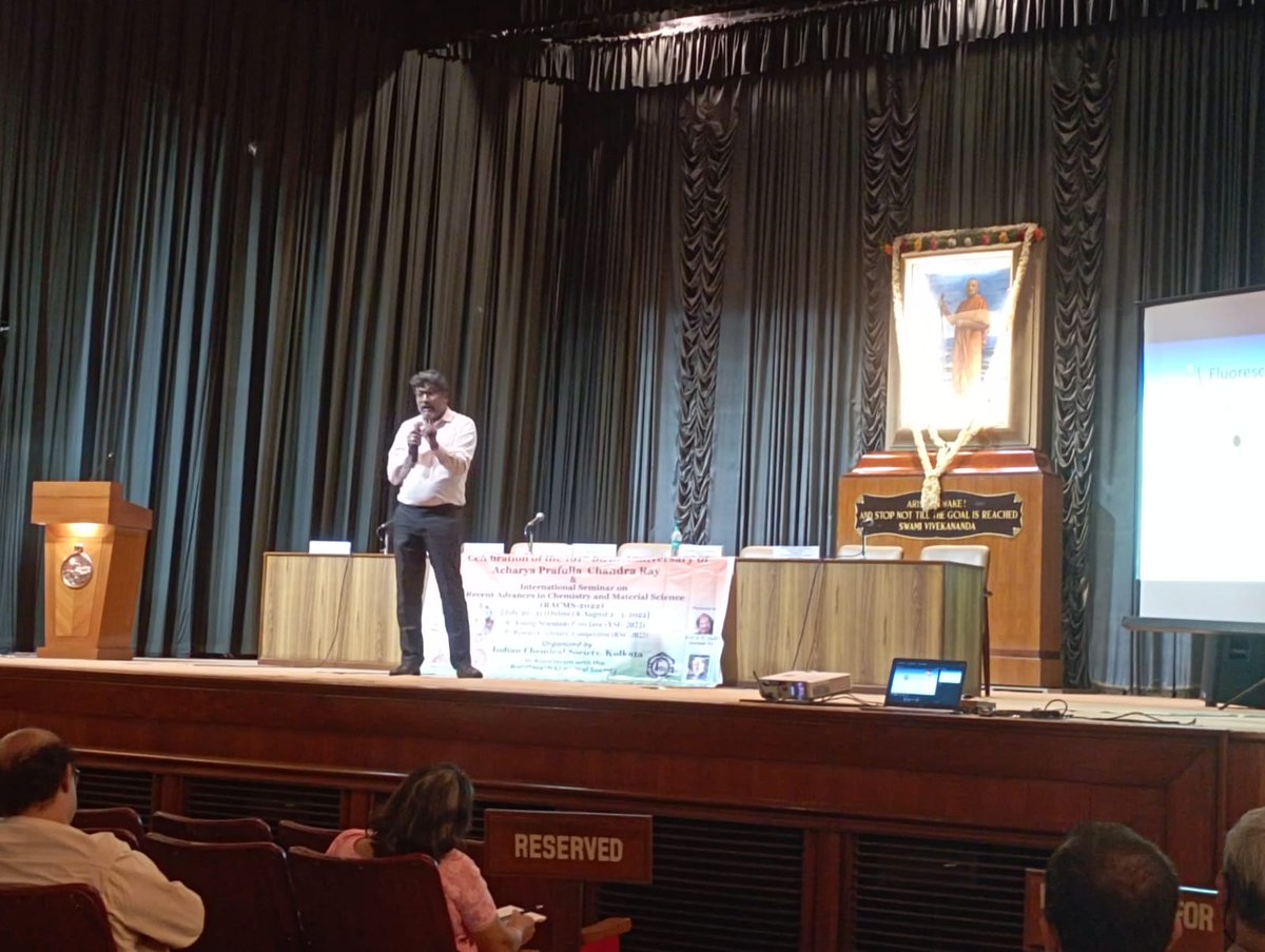 Krishnanandac's tweet photo. Acharya PC Ray is considered the father of Indian Chemistry. Today I was fortunate to deliver a talk at his 161 Birthday celebration at the Ramkrishna Mission Auditorium at Golpark. The event was organized by Indian Chemical Society. #pcray #ChemistryThatMatters https://t.co/VX1vOCKIyb