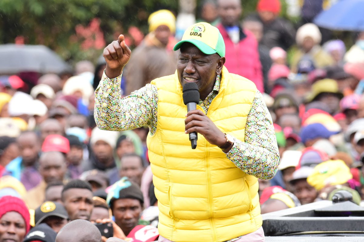 GovernorKahiga's tweet photo. Asante sana Mathira residents for hosting the winning team of #KenyaKwanza led by the 5th. We love you.
We are finishing strong.
We are almost there.
#WilliamRuto
#kabamwalimu
#The5th
#kabakahiga
#wiranimurute
#MpangoNiBottomUp
#RigathiGachagua
#UDAKenya
#KaziNiKazi https://t.co/DUsOxRMAsq