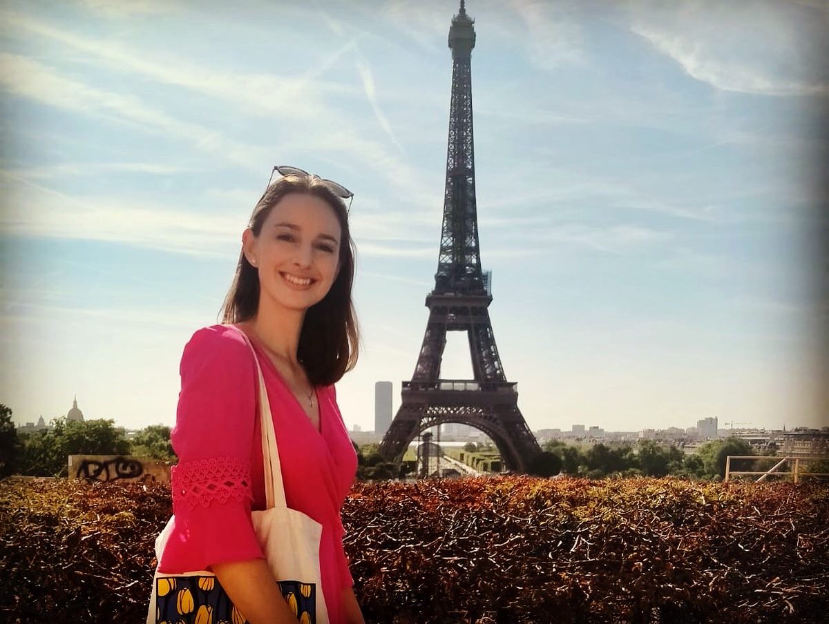 AnnaCavaliero's tweet image. Hard at work in Paris 
#Musetta #La Bohème