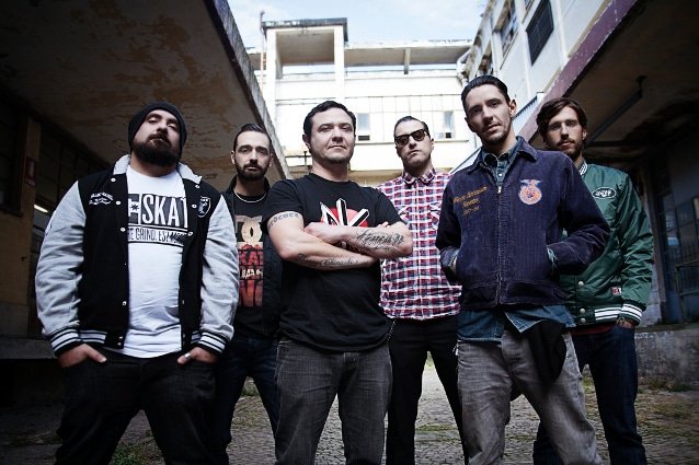 EaracheRecords's tweet photo. Linea 77
#linea77 #ketchupsuicide #italianmetal #earacherecords https://t.co/X6l9IGNbZ0