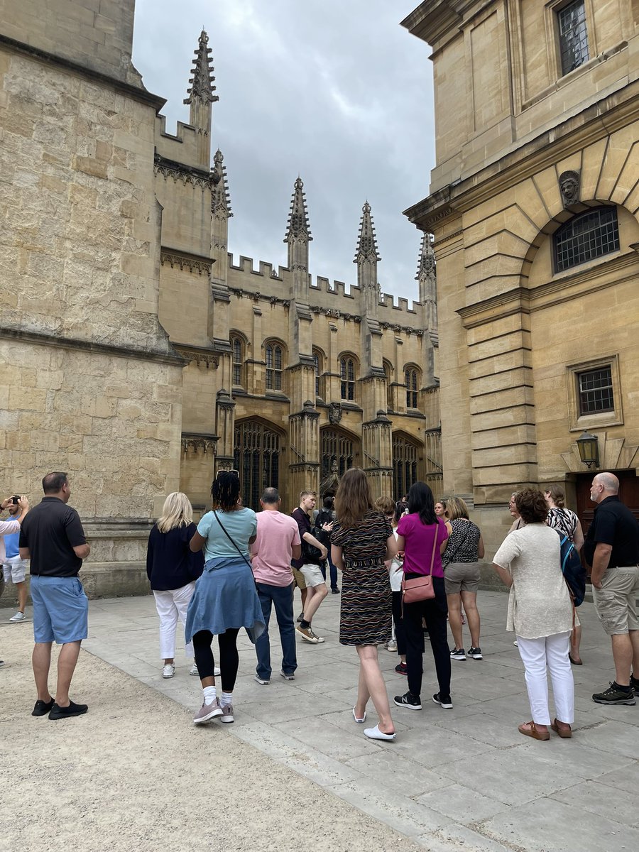 Adelle_Schade's tweet photo. This is our classroom right now-  #berkscounty educators- University of Oxford, UK #TotalExperienceLearning #MindsofSRI #albrightcollege #albrightabroad #albrightatoxford  @AlbrightCollege @AlbrightSRI @PADeptofEd https://t.co/T7r5RKCs4E