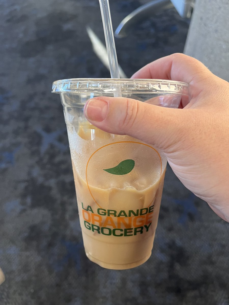 ✈️ Props always to <a href="/PHXSkyHarbor/">Phoenix Sky Harbor International Airport</a> for having the quickest security lines and best coffee.