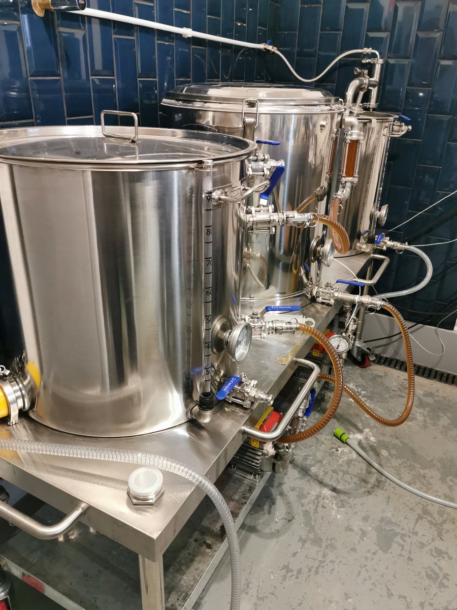 TonyCoulson10's tweet photo. Some footage of last week's virgin brew carried out on the new gear, the learning curve was ongoing, a near boil over was averted by tweaking the flow rate on the condenser. Job Done! Fermentable wort created 🍻 #ssbrewtech #crafthardware #powellbrewing #einbrew https://t.co/WrLMeuUn3r