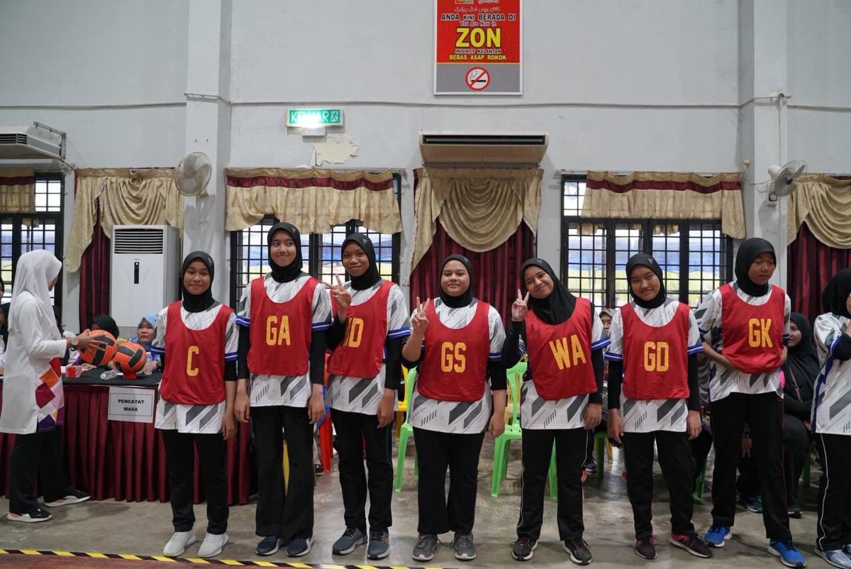 smsppscipp's tweet photo. Sekitar hari pertama kejohanan berlangsung

https://t.co/DCk4M2pZ4q https://t.co/xjo5ZPYrfb