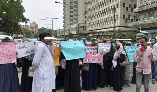 Nisah_nisahhh's tweet photo. Injustice 35 offer orders illegal
recruitment
Gulshan Town
DRC 2 total seats of PST were 110  that were minus by 35 post We have arranged this protest against malpractice.
On 2 August 2022
At Karachi Press Club.
#ProtestGulshanTownKarachiEast
#merit 
@sardarshah1 
@AkbarLaghari5 https://t.co/00Zz9aEnDA