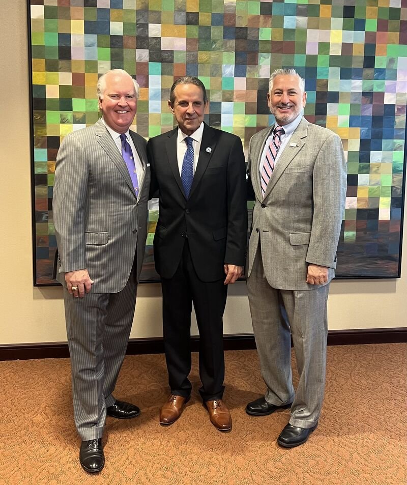 Advisors Florida had a great time hosting a Breakfast Meet and Greet with Manny Diaz, former Mayor of Miami and current Chairman of the Florida Democratic Party. Chairman Diaz is pictured below with Executive Vice Presidents Bob Buckhorn and Rick Kriseman. #mayors #meetup