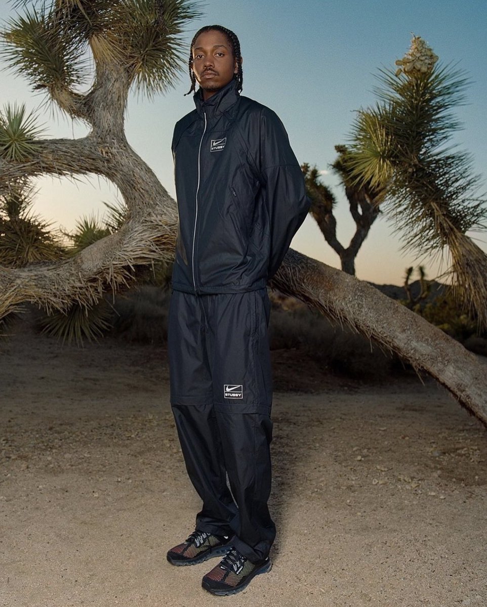 StreetFashion01's tweet photo. STÜSSY x Nike SS22 Lookbook!🖤 https://t.co/08E1TIFkQ9