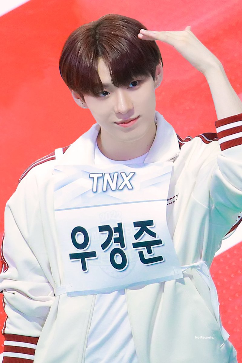 NoRegrets0830's tweet photo. 220801 🖤 
#TNX #우경준 #경준 #KyungJun https://t.co/ukIGPmiRk7