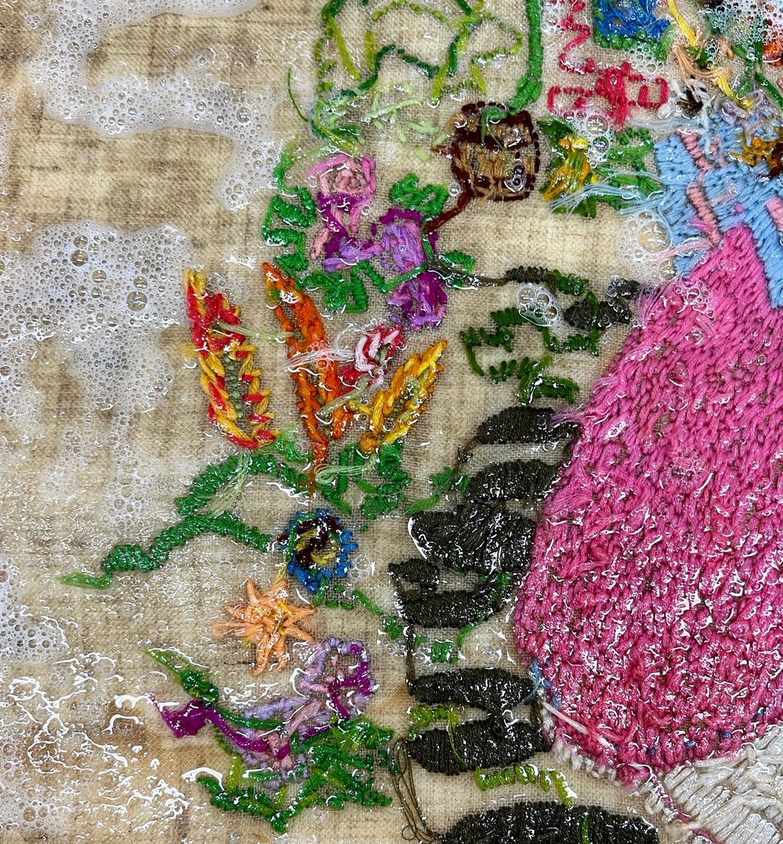 Landi_company's tweet image. This #firescreen was severely distorted and had heavily adhesive coated edges, so with the clients approval they were removed. Instead of using its original frame the object would be mounted, and removal made a more aesthetically pleasing finish #embroidery #conservation