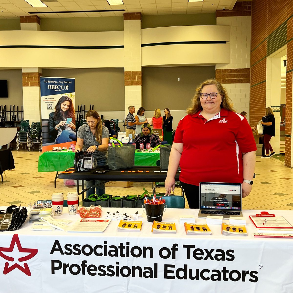 OfficialATPE's tweet photo. #ATPE is excited to welcome new employees to @Carrollisd and other districts across Texas today! #txed #joinatpe https://t.co/Lz3KHTEFVI https://t.co/ZRF0iaD9WR