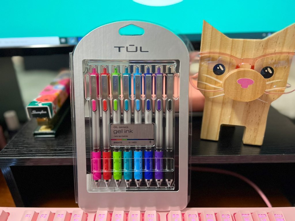 strowhiro's tweet image. Hi friends! If you purchased a TUL @officedepot pen because of me, can you like or retweet this?

Not sure how else to collect this #penfluencer data but I’m very curious.