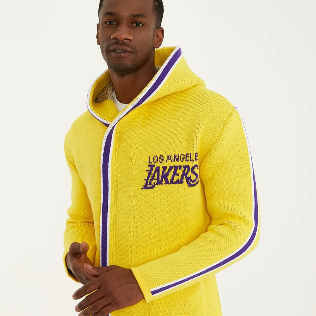 Don't be one of a million, be one in a million.
One in a Million will be at Agenda Show with the debut of their newest collection, done in collaboration with <a href="/NBA/">NBA</a> Don't miss your chance to check it out; registration is open now at buff.ly/3OwkzjI