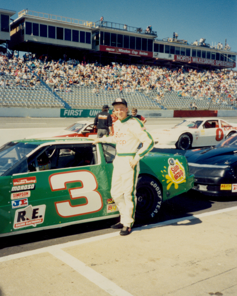 jeff_gluck's tweet photo. When he races a late model this month for the first time since 1997, @DaleJr will be in a No. 3 Sun Drop car at North Wilkesboro -- just like the one he ran there in 1993.

Story: https://t.co/UBS8LcgPIQ https://t.co/2feDNlNjrb