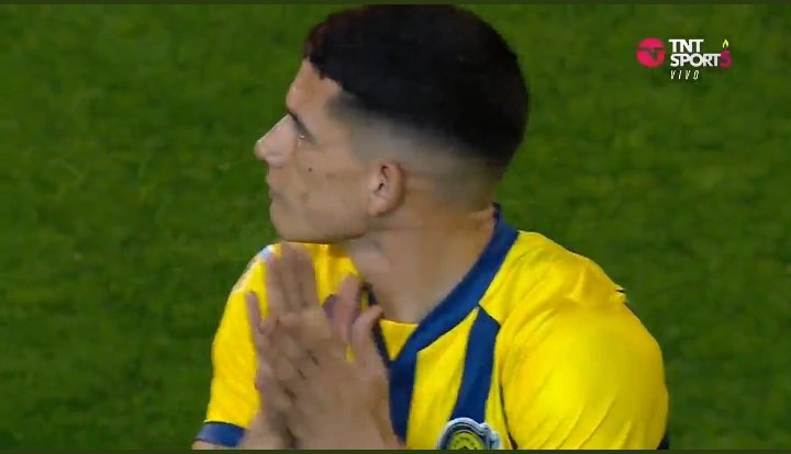 FeliiLuna's tweet photo. "Y los jugadores se miraban y decían loco, mira esa banda descontrolada" https://t.co/qTPkyz17WE