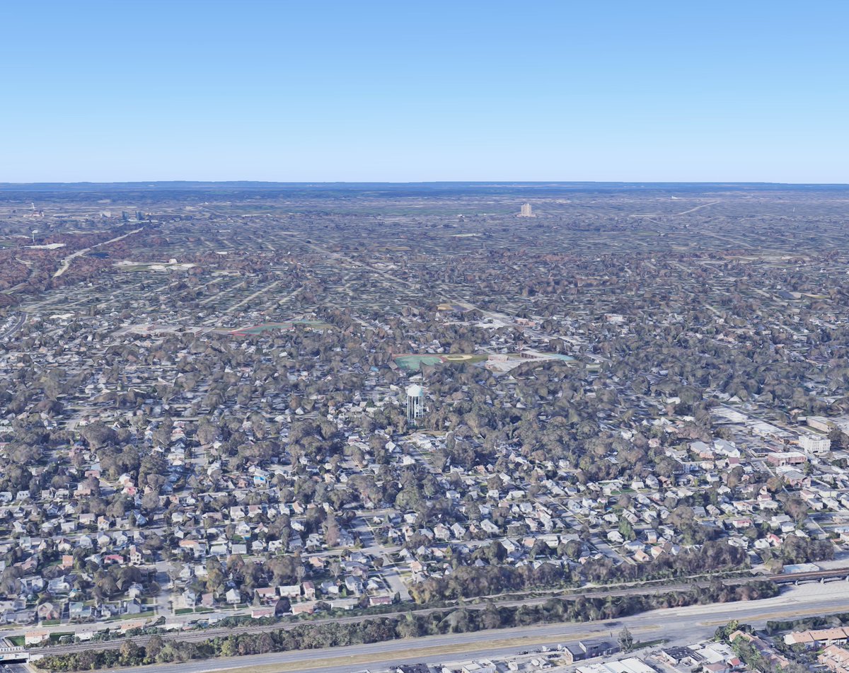 the_transit_guy's tweet photo. If New York City had the density of Long Island, the population of the city would be 722,000, or 8.1 million fewer people. We should absolutely upzone Long Island. https://t.co/2IAFlwyugX