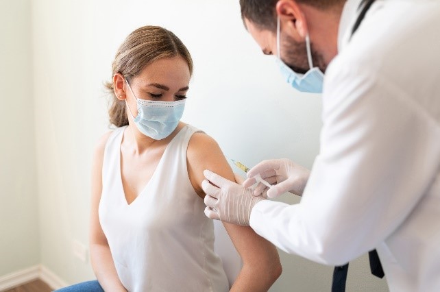 A recent @cdchep study describes barriers & opportunities for providing #vaccinations at syringe services programs. Increasing vaccinations at these important venues is essential to improving the health of people who inject drugs. #SSPs #PWID Learn more: bit.ly/3yLIHKD