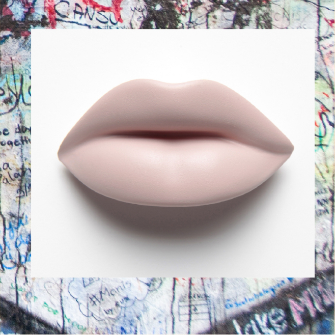 WindowFrance's tweet photo. WHICH CAMELEON ARE YOU?
The CAMELEON concept is a made up of a series of interchangeable faces, eyes and lips that clip into place with the utmost of ease using magnetic fittings. CREATE YOUR OWN STYLE! #cameleonsystem #patented #displaymannequins  #removable #makeup #lips #eyes https://t.co/hLHdcWTwjd