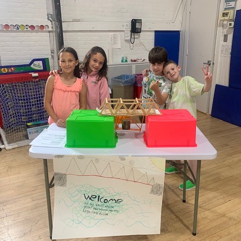 ASEDSHoboken's tweet photo. Students present their results of recent hands-on lab experiments during Open Science. This allows parents to see what children are learning and can ask questions about their work! #ASEDS https://t.co/Fa0uSEQZaV