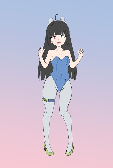 取り急ぎ描き始めたけど清書どころかヘイローも描けてないのでお披露目は次回じゃ…… 