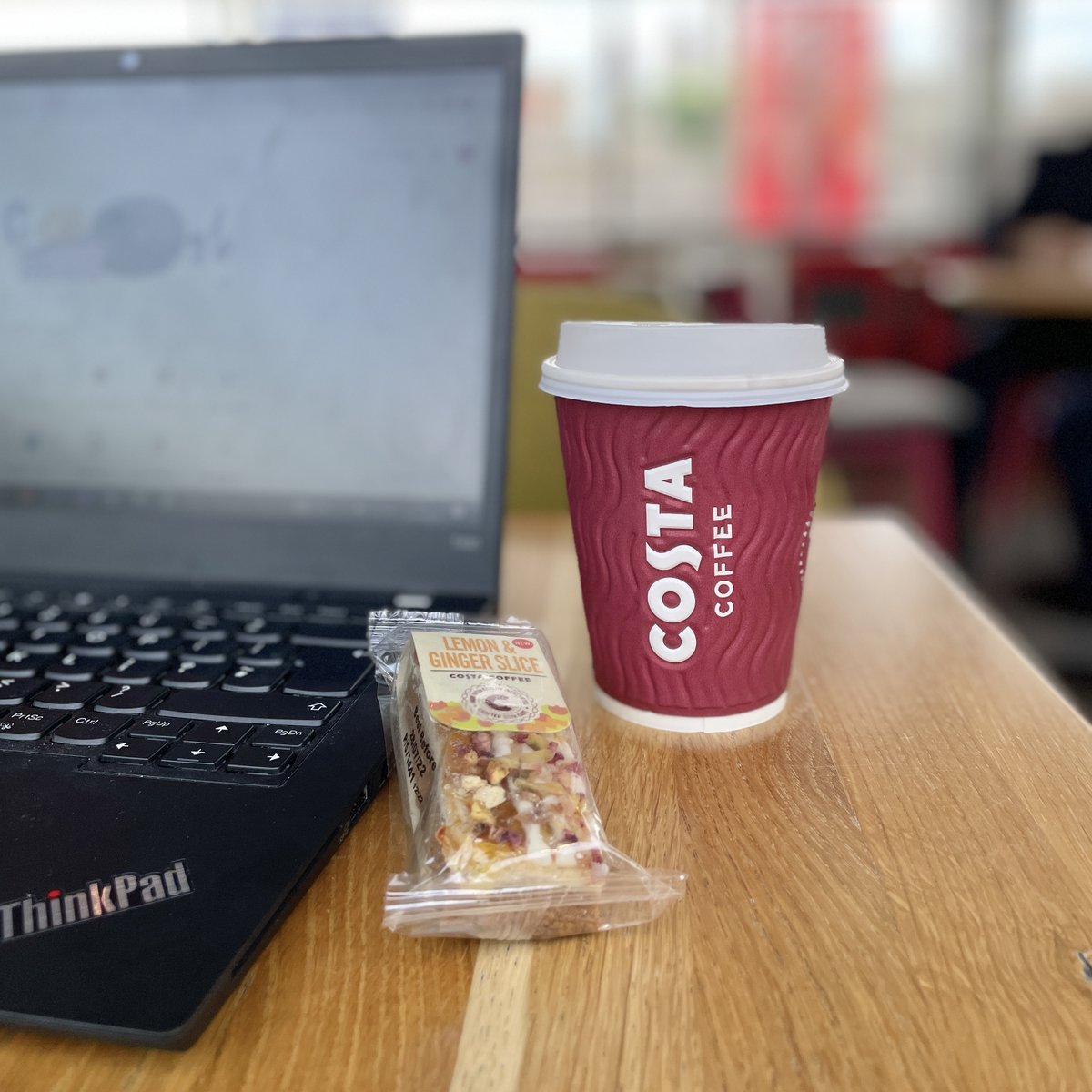 Costa Coffee tweet media