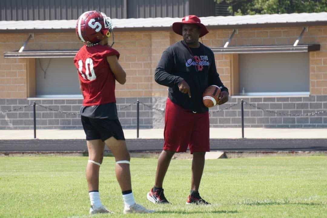 Happy Birthday Assistant Coach Josh Walker! A great coach, a DI athlete, and the fastest man to ever walk the halls of Spiro High. 🐾🚩