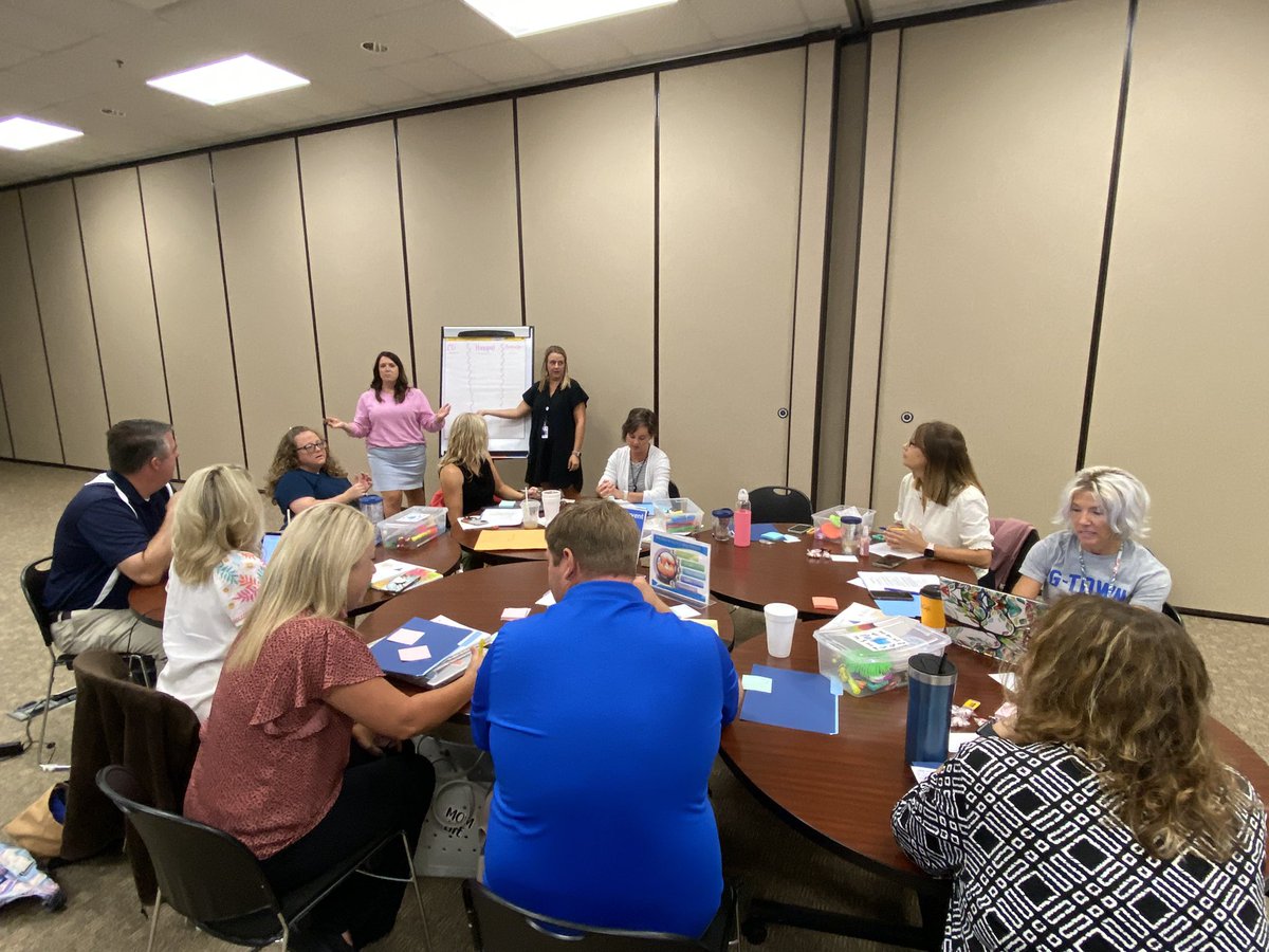 mskellie70's tweet photo. @JohnaRodgersGPC is in the @GRRECKY house today! π Digging into data with @GlasgowScotties @Caverna_ISD @barrenschools! #ProjectPrevent @aabell94 @CCrewsBarren https://t.co/jUgnFfJy6H