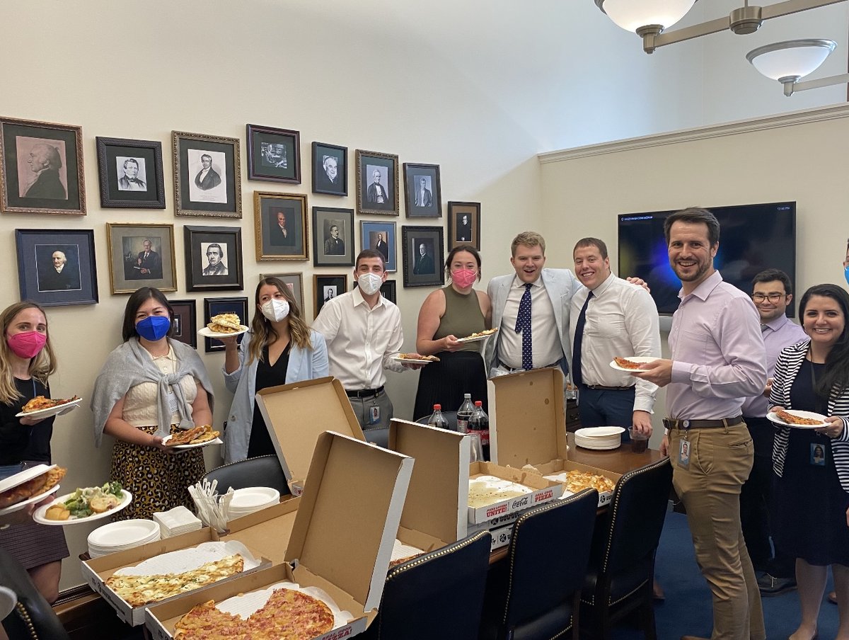 My office stands in solidarity with <a href="/unitehere23/">UNITE HERE Local 23</a> and the Senate Cafeteria Workers who are fighting for fair wages and contracts. Instead, we ordered food for a #solidaritypizzaparty.