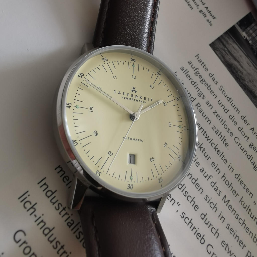 tpktwatches's tweet photo. The new and improved Freiheit Automatic. Upgraded to Sapphire glass for increased protection and security. https://t.co/J4wRtbmSCS
