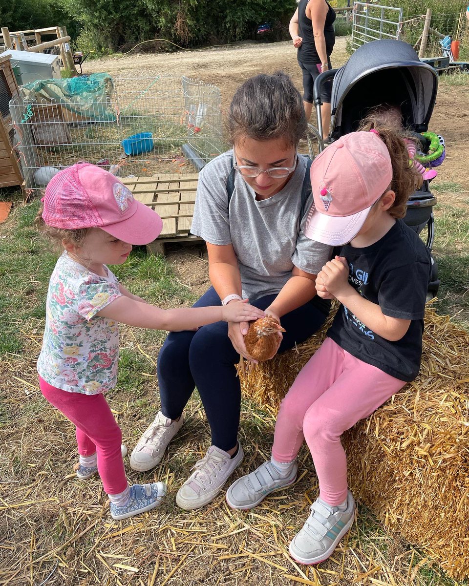 OutdoorRutland's tweet photo. Today our #rutlandducklings family group fed the animals and met Pongo the pony π΄ followed by lots of play and fire making in the Forest School π³ π₯ lots of marshmallows π
#roec #winghallfarm #wing #stamford #uppingham #discoverrutland #oakham #farm #forestschool #outdoors https://t.co/wWuX3kXKne