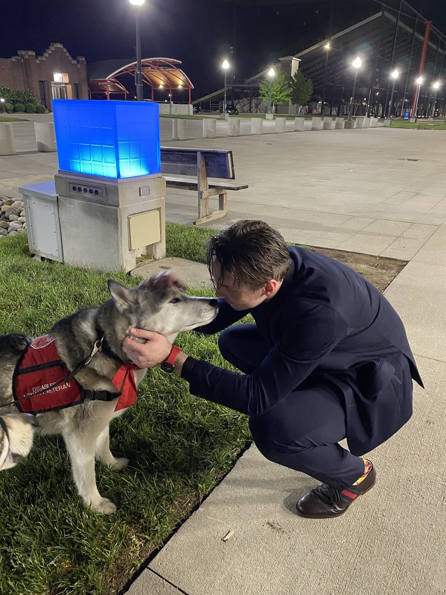 LoganSibHsky's tweet photo. Also want 2 especially thank the @IndyFuel @NitroIndyFuel & @Goddess_of_Arts & 4 all the fun times & 4 the special Fuel jersey!! Thank U every 2 all my Fuel Hockey Family I’m sorry if I forgot any 1.
#gofuel #lightthefire #hockeyfamily #rainbowbridge https://t.co/I1dx6ZtkOr