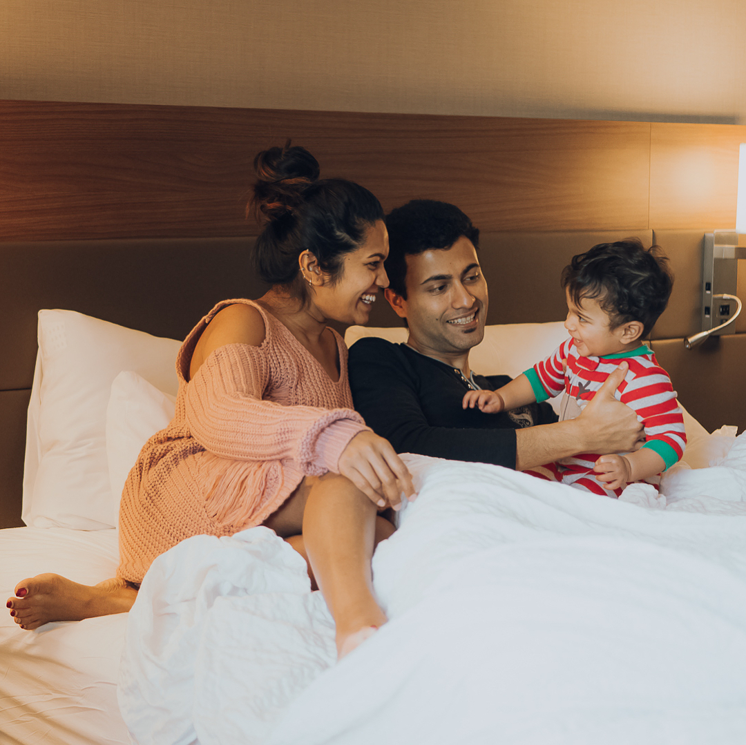ACHotelSTL's tweet image. Family time at the AC. 👨‍👩‍👦 Our priority is to ensure your family feels welcome and at peace here every time. Go ahead and book your family trip today: marriott.com/en-us/hotels/s…

#StayAC #ExploreStLouis #FamilyTravels #FamilyTime #FamilyStaycation #TravelingWithKids